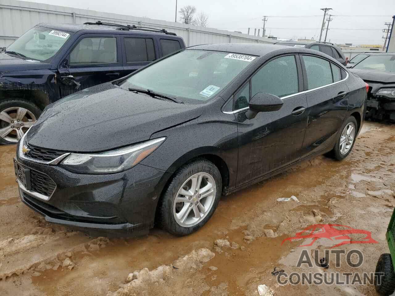 CHEVROLET CRUZE 2018 - 1G1BE5SM7J7151636