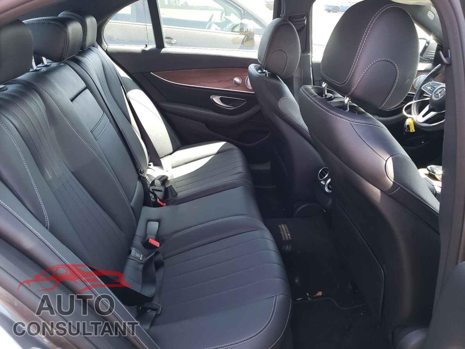 MERCEDES-BENZ E CLASS 2020 - WDDZF8DB9LA736200