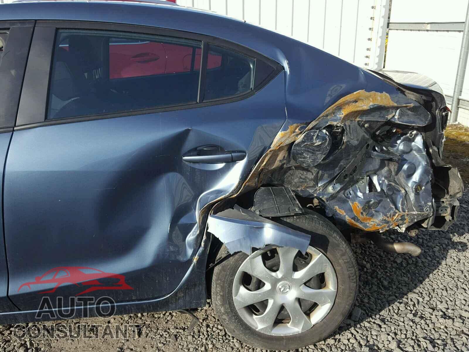 MAZDA 3 2016 - 3N1CN8EV7LL915973