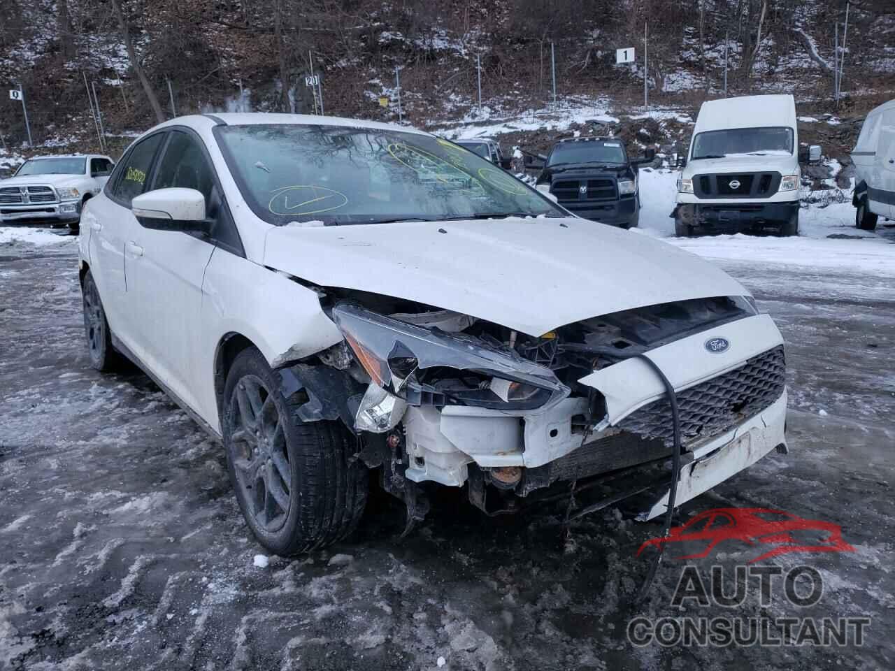 FORD FOCUS 2016 - 1FADP3F29GL326594