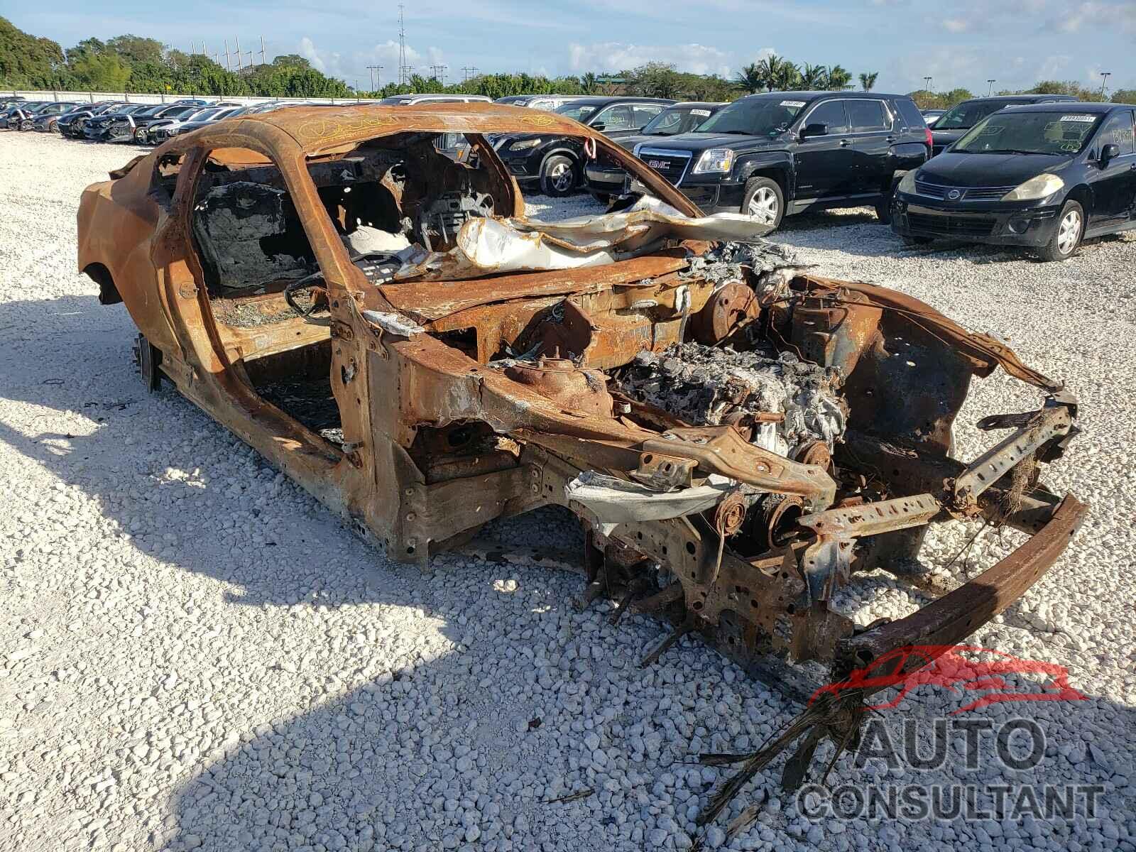 FORD MUSTANG 2017 - 1FA6P8AM1H5328845