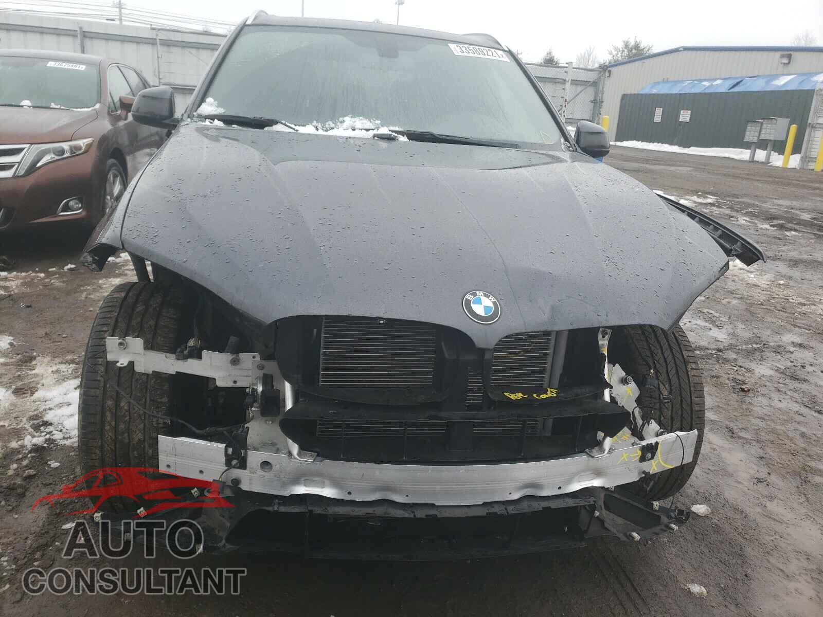 BMW X5 2017 - 5UXKR0C38H0X77346