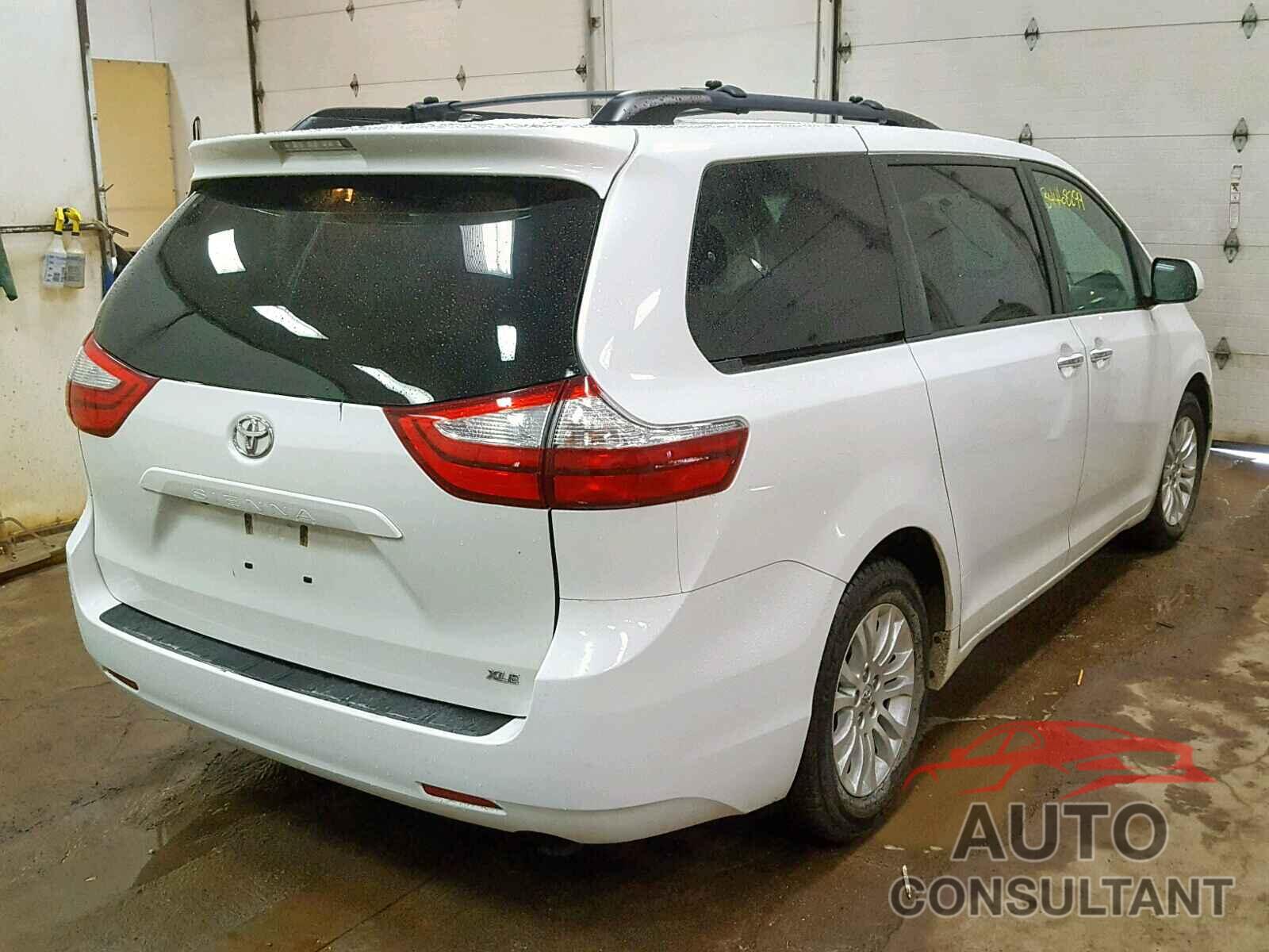 TOYOTA SIENNA XLE 2015 - 5TDYK3DC5FS575123