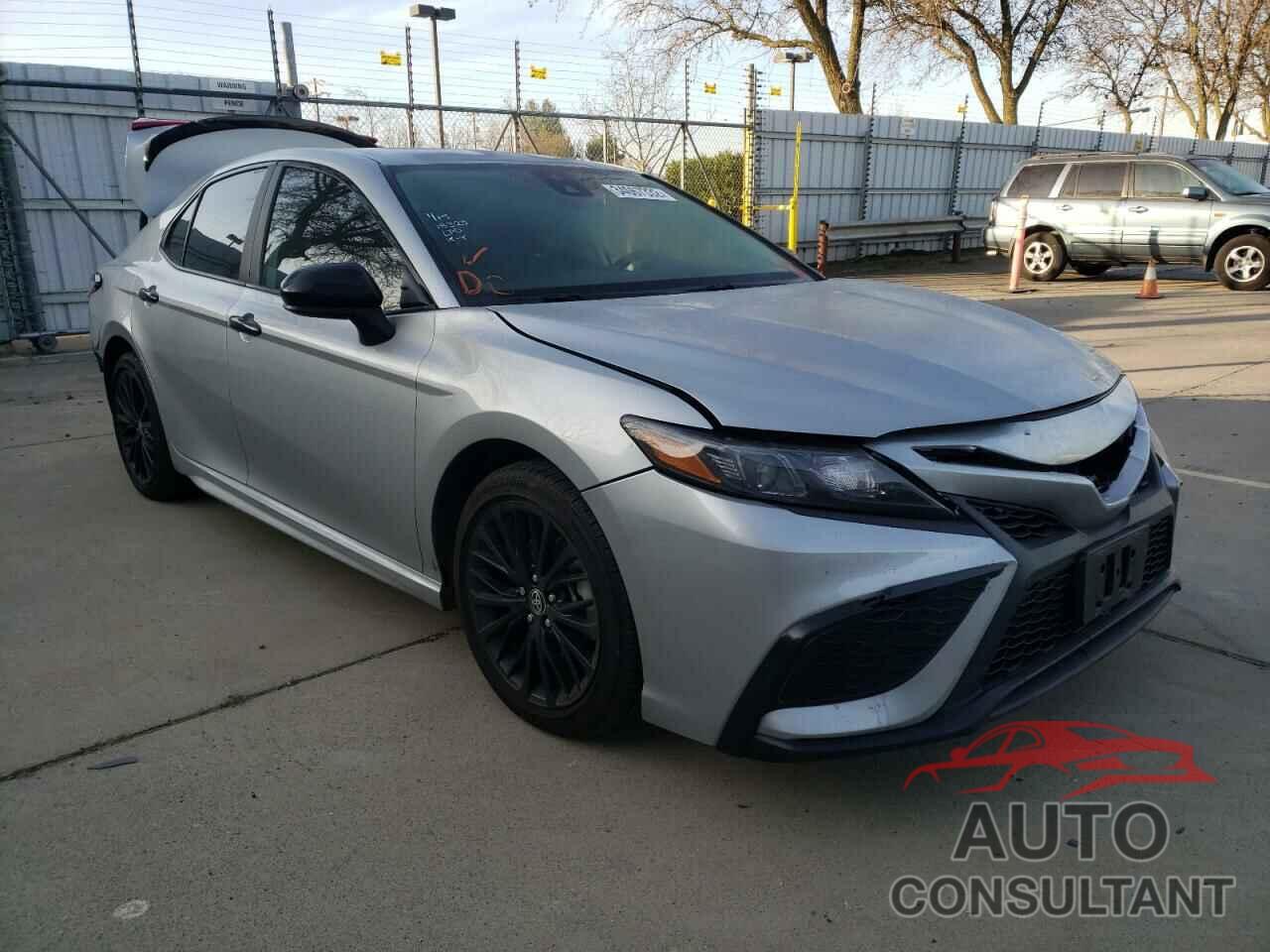 TOYOTA CAMRY 2021 - 4T1G11AK5MU417240