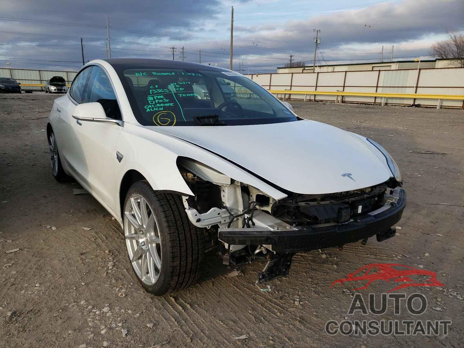 TESLA MODEL 3 2018 - 5YJ3E1EAXJF051062