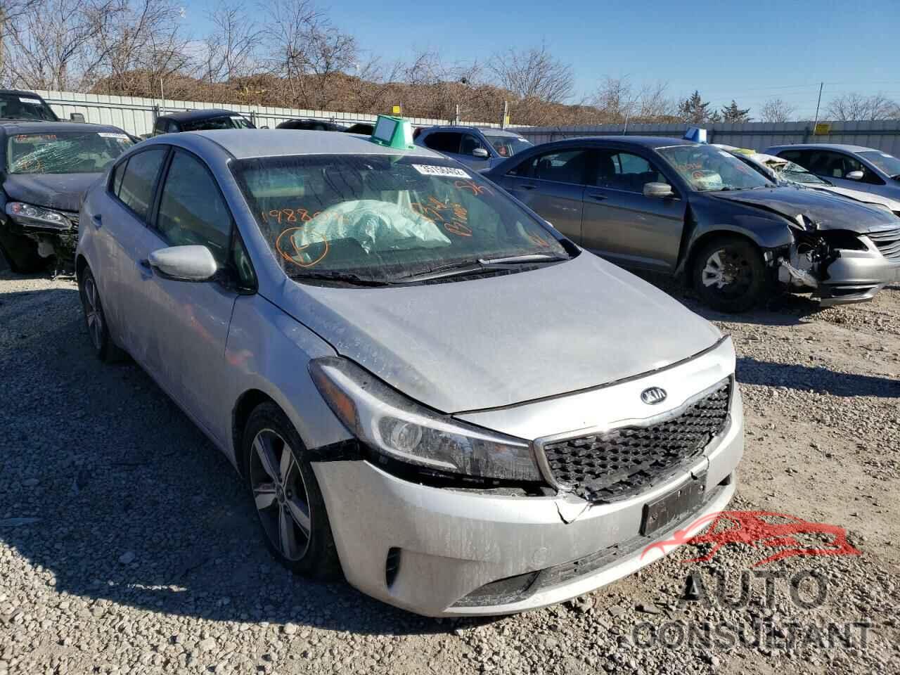 KIA FORTE 2018 - 3KPFL4A77JE198802