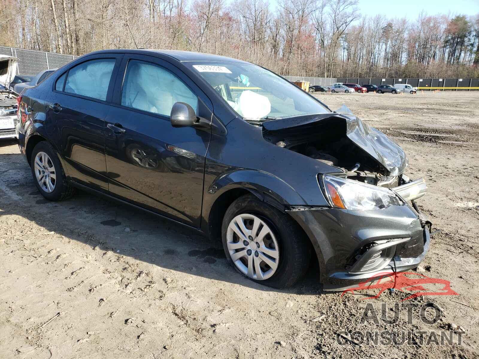 CHEVROLET SONIC 2017 - 1G1JB5SG4H4154021