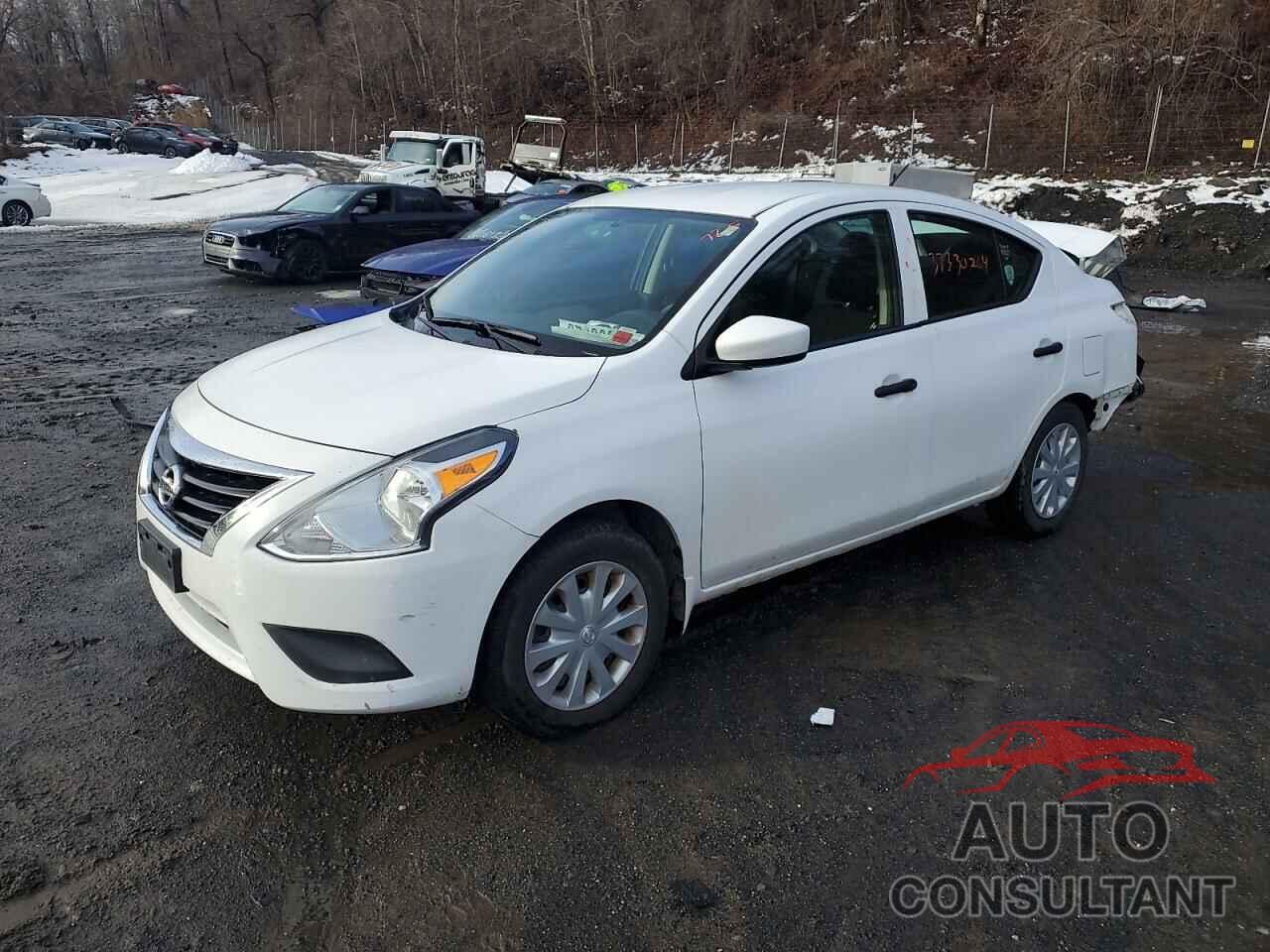 NISSAN VERSA 2018 - 3N1CN7AP5JL800643