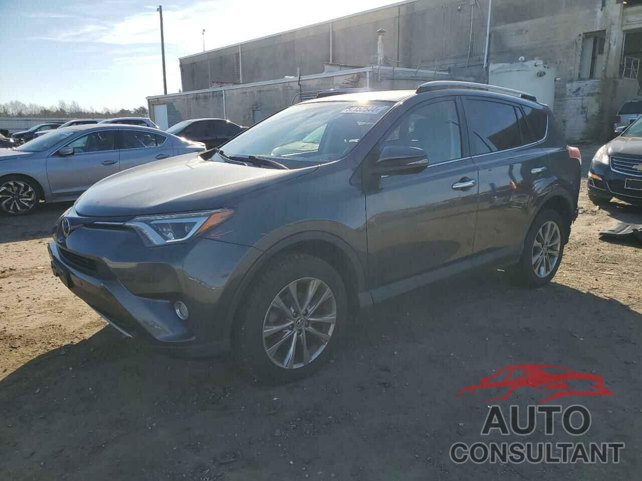TOYOTA RAV4 2017 - JTMDFREV2HJ140193