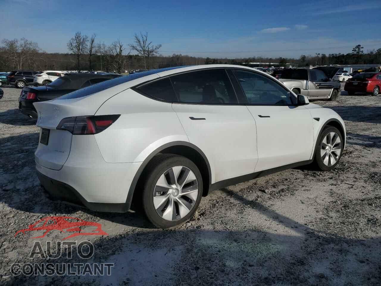 TESLA MODEL Y 2021 - 5YJYGAEE7MF200728