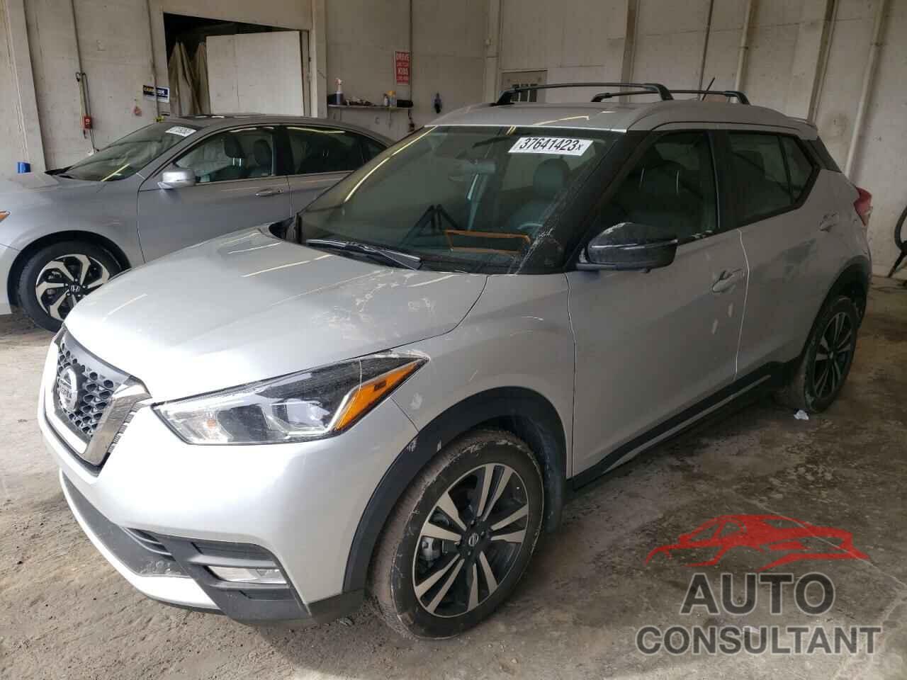 NISSAN KICKS 2019 - 3N1CP5CUXKL561254