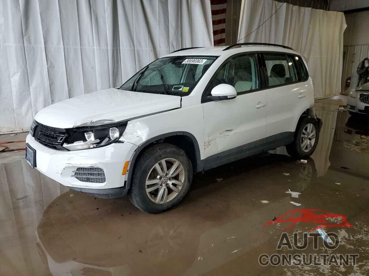 VOLKSWAGEN TIGUAN 2016 - WVGAV7AX6GW613818