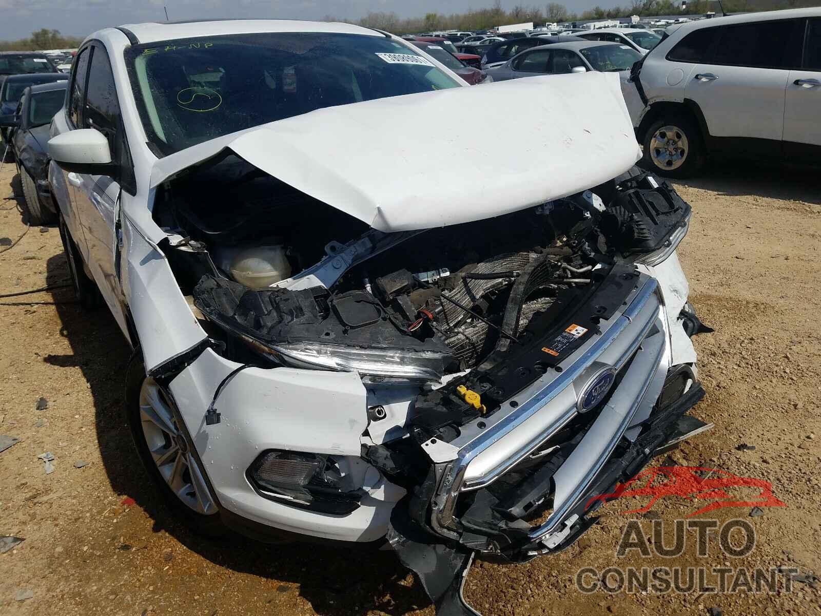FORD ESCAPE 2017 - 1FMCU0G90HUB04994