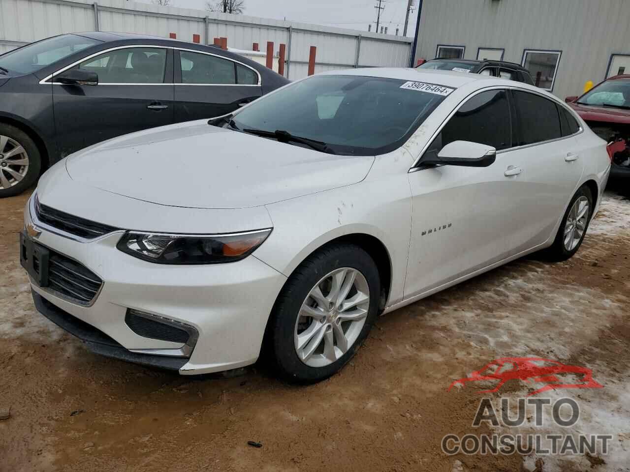 CHEVROLET MALIBU 2018 - 1G1ZD5ST0JF194469