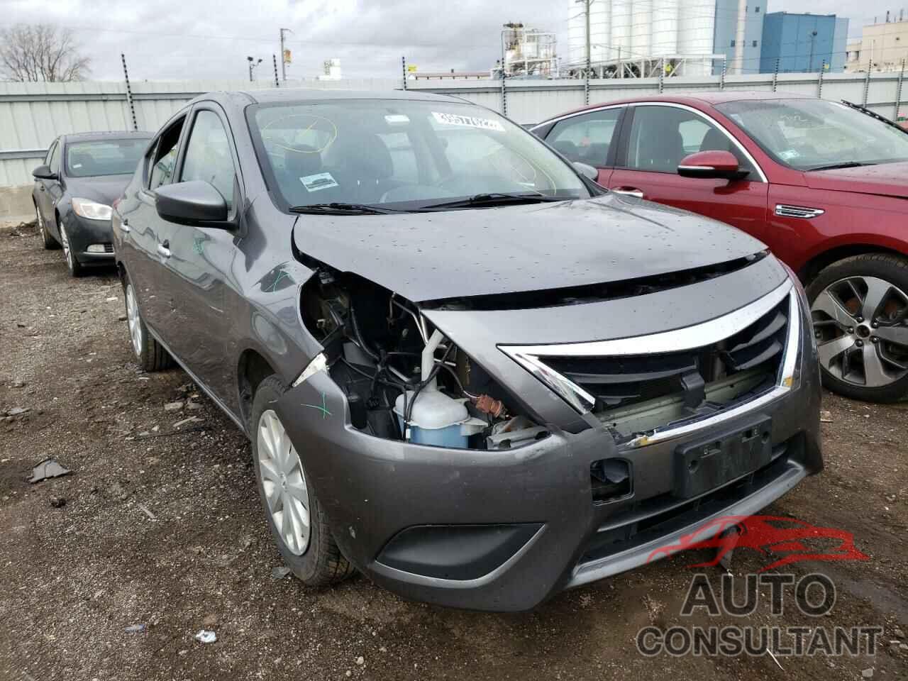 NISSAN VERSA 2017 - 3N1CN7AP4HL846460