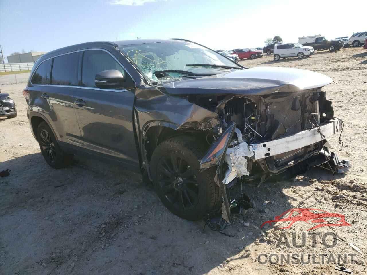 TOYOTA HIGHLANDER 2019 - 5TDKZRFH7KS556158