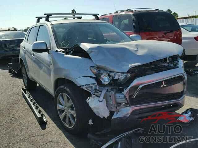 MITSUBISHI OUTLANDER 2015 - 4A4AP3AU9FE046806