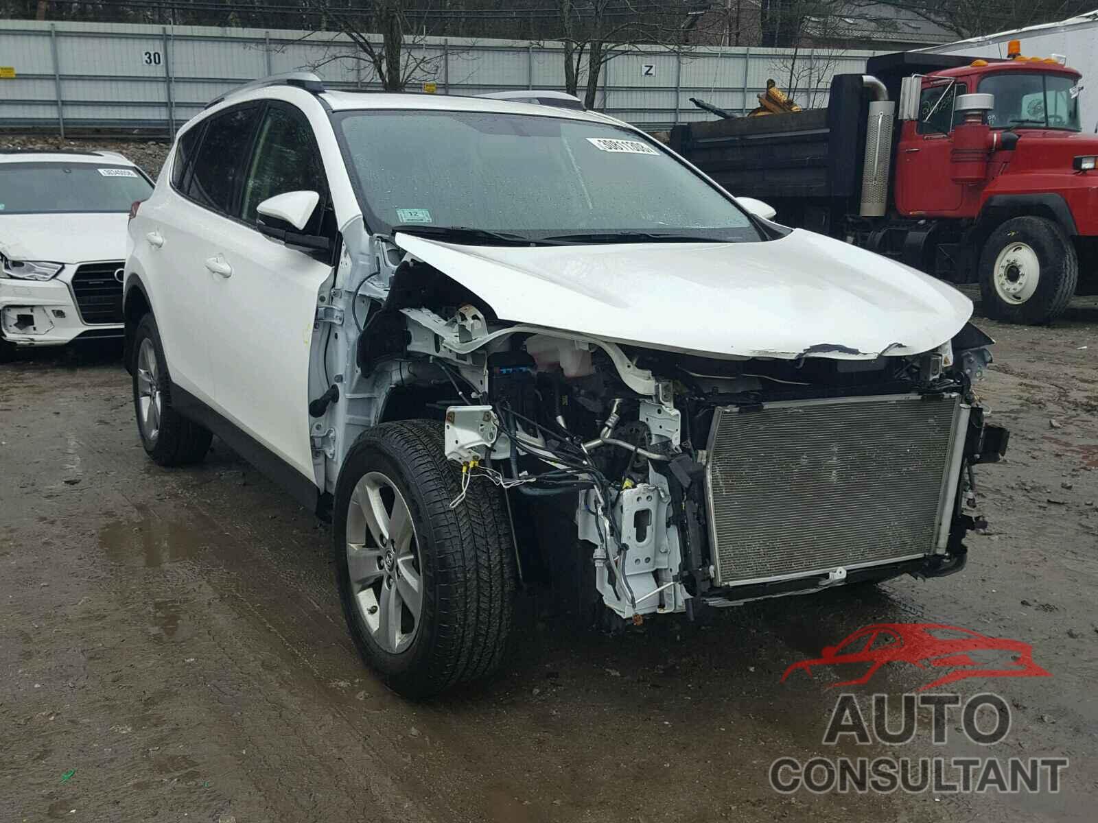 TOYOTA RAV4 2015 - JTMRFREV2FD102545