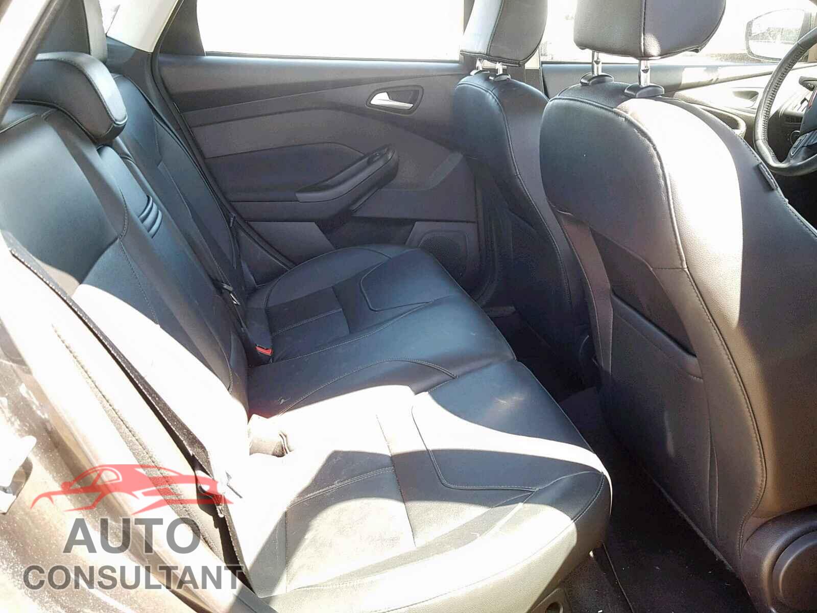 FORD FOCUS SE 2016 - 4T1M11AK6LU940610