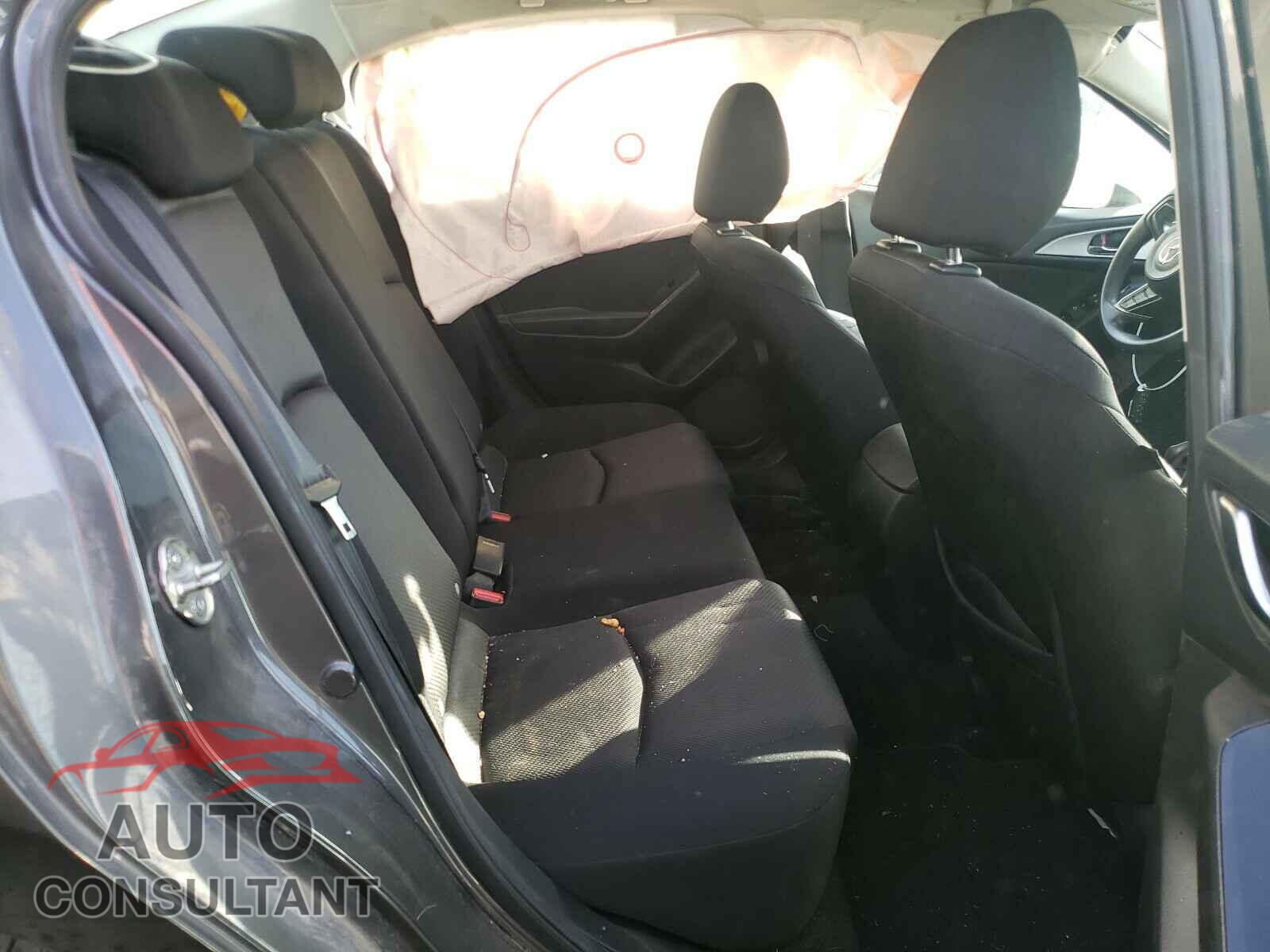 MAZDA 3 2017 - 3MZBN1U7XHM143972