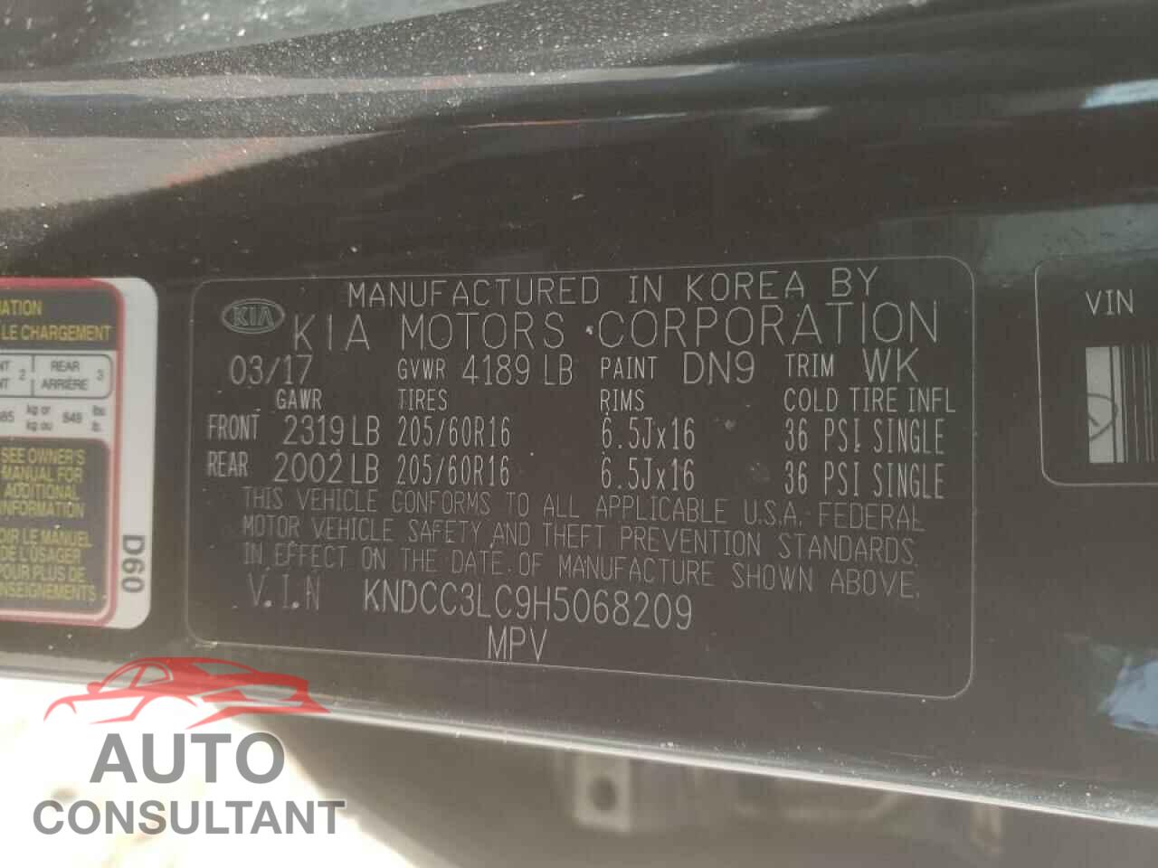 KIA NIRO 2017 - KNDCC3LC9H5068209