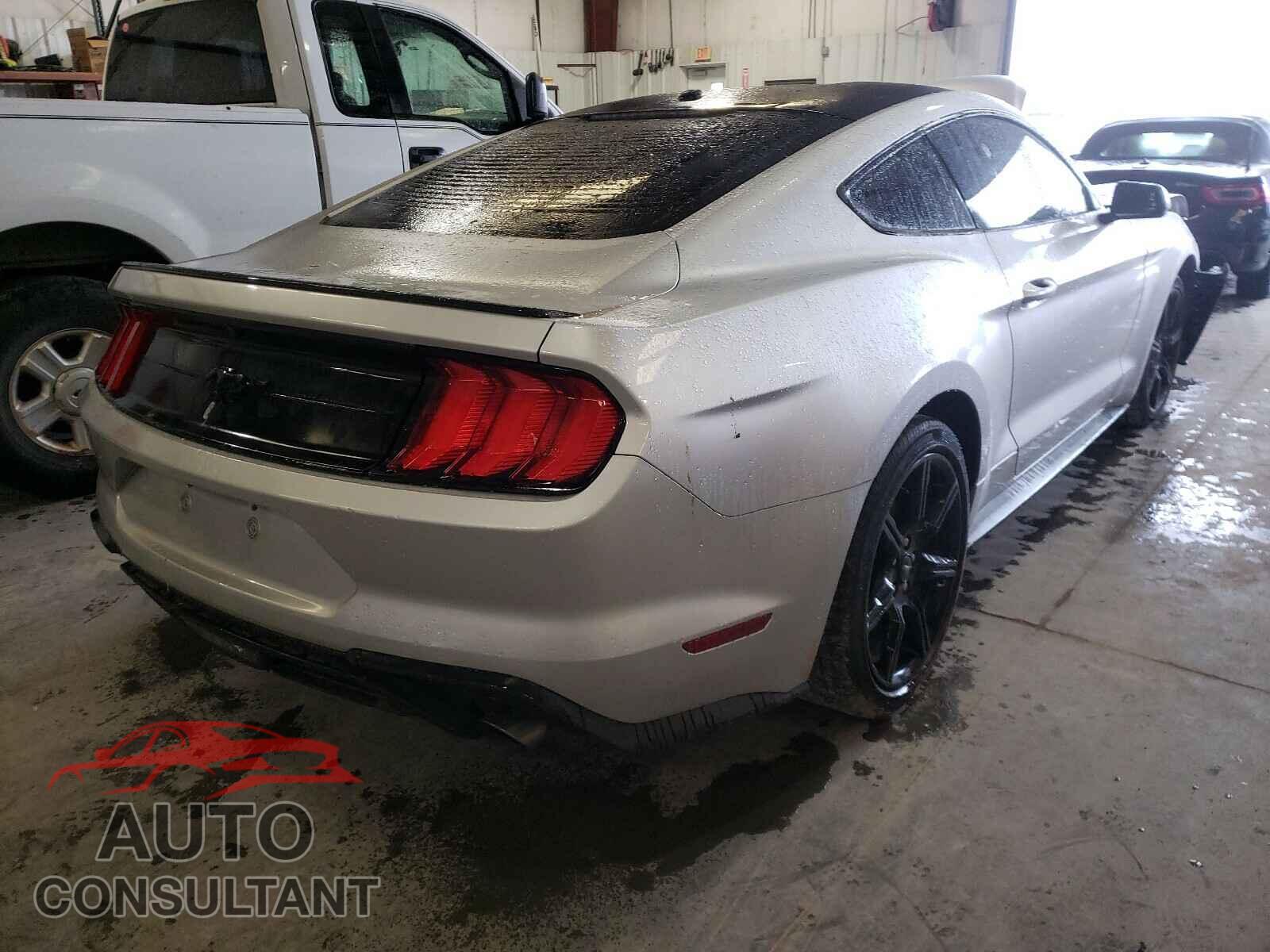 FORD MUSTANG 2019 - 1FA6P8TH1K5186679