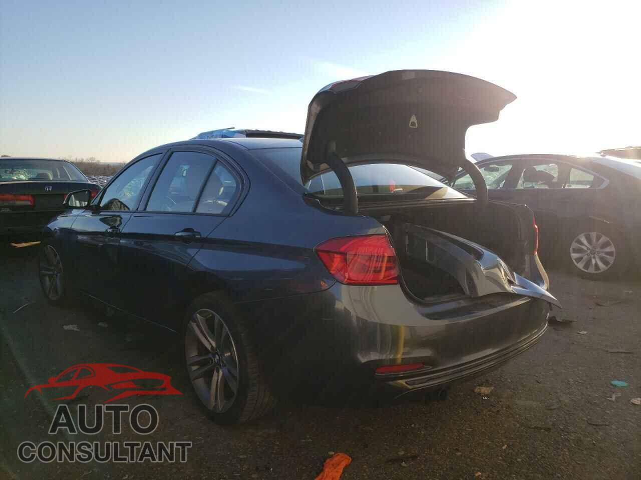 BMW 3 SERIES 2016 - WBA8E3G58GNU03032