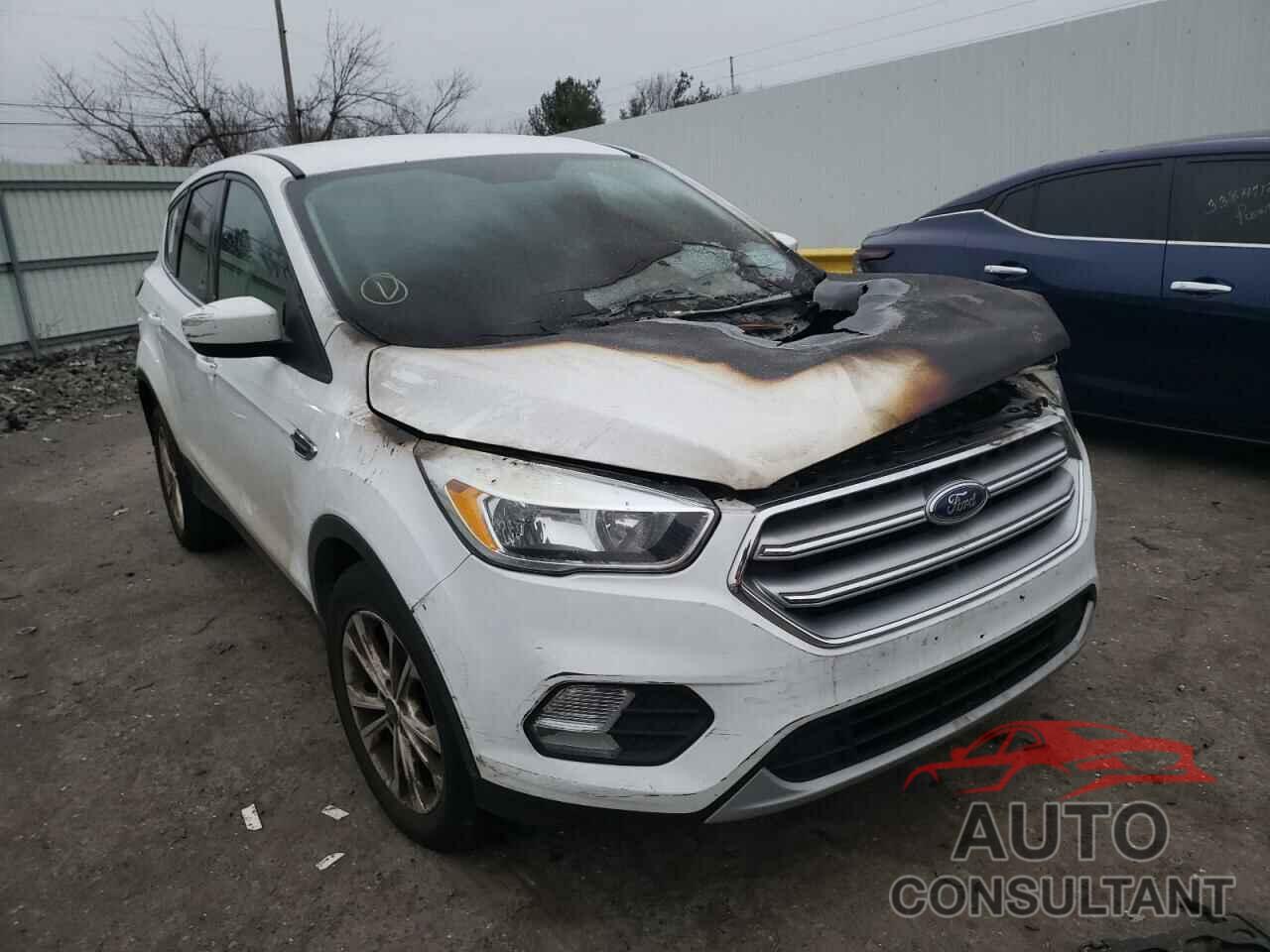 FORD ESCAPE 2017 - 1FMCU0GD7HUA08106
