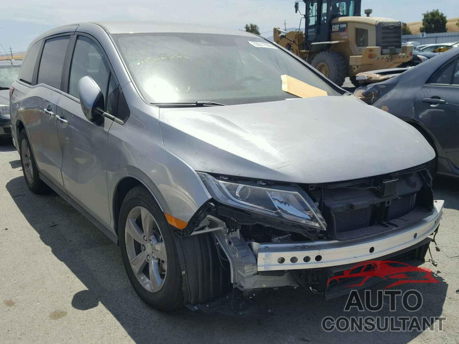 HONDA ODYSSEY 2018 - 5FNRL6H56JB066539