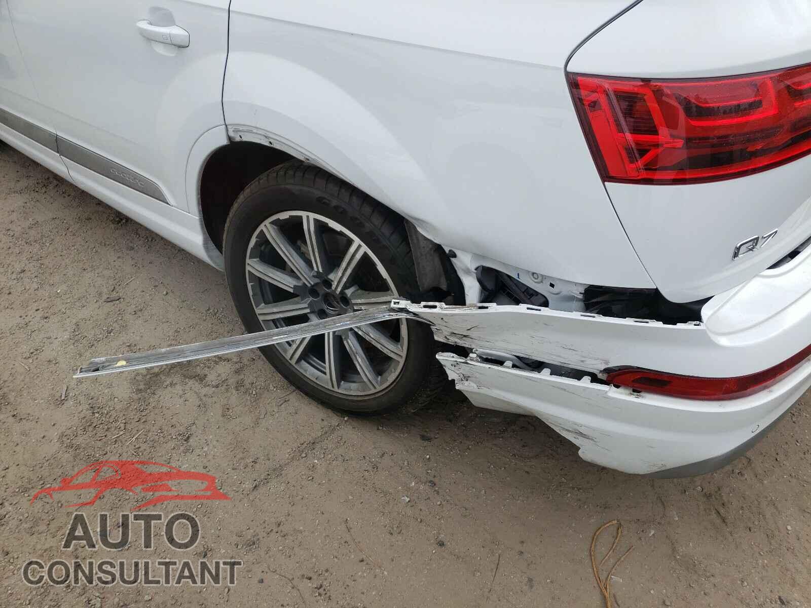 AUDI Q7 2017 - WA1VABF72HD043708