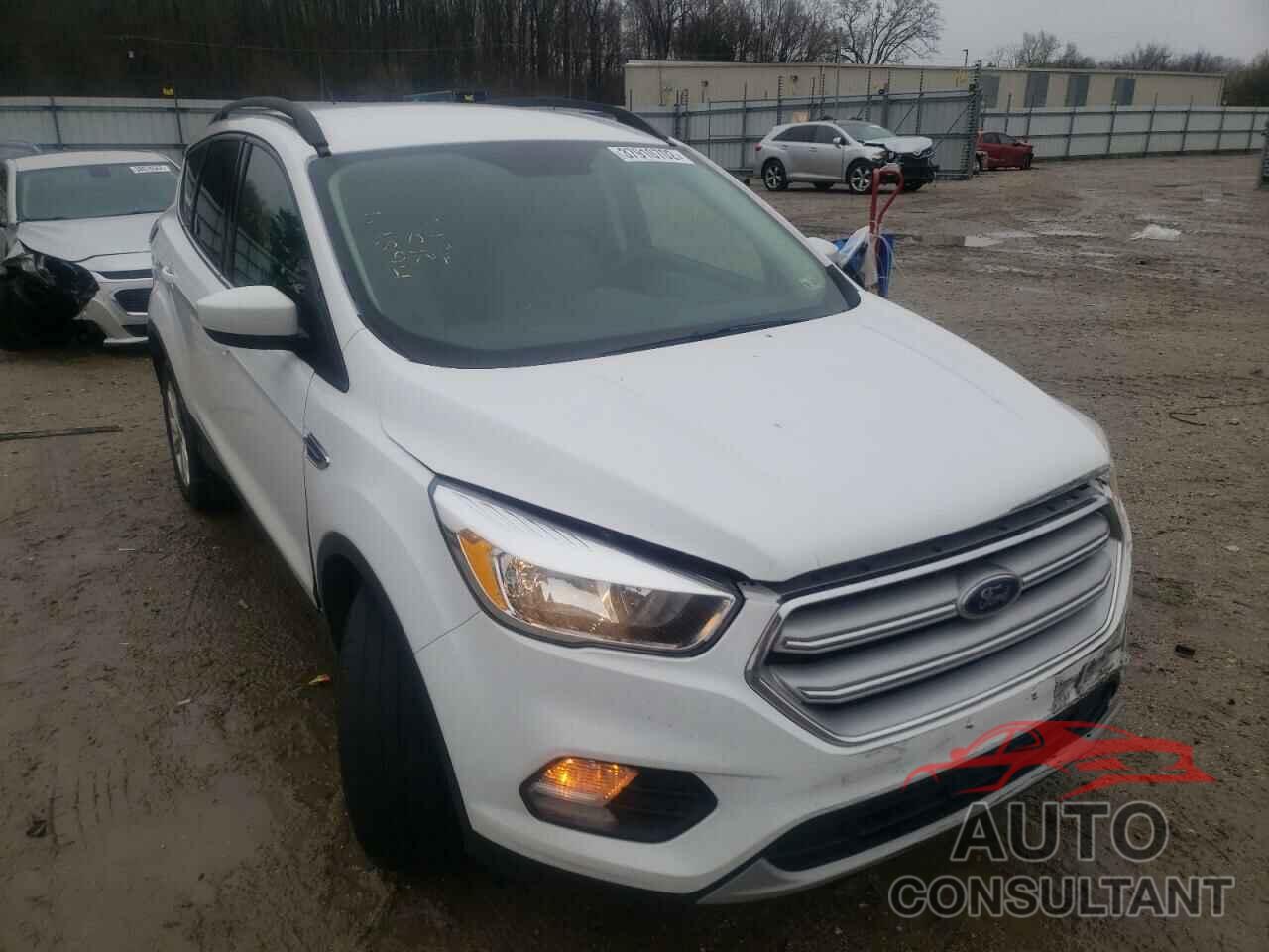 FORD ESCAPE 2018 - 1FMCU0G92JUC13687