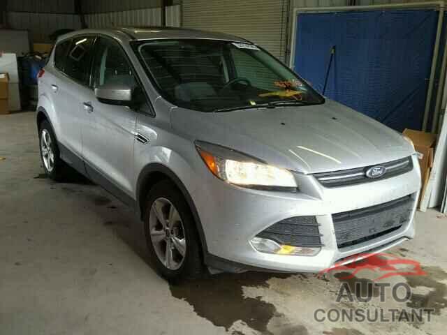 FORD ESCAPE 2015 - 1FMCU0G92FUA67928