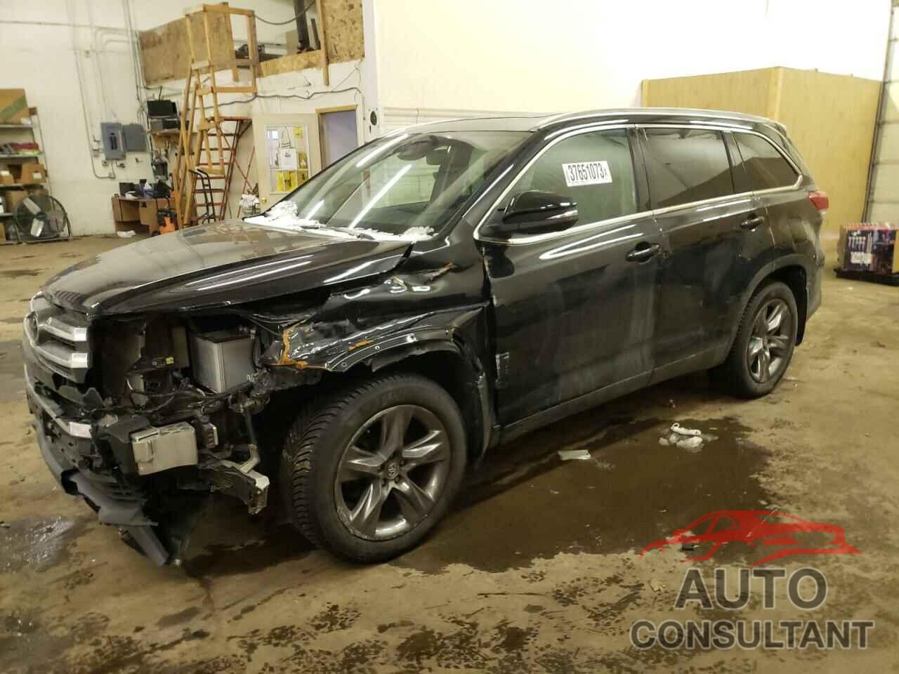 TOYOTA HIGHLANDER 2019 - 5TDDZRFH0KS712047