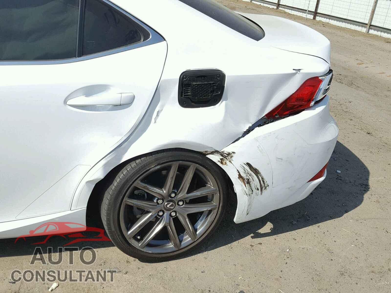 LEXUS IS 2015 - JTHBF1D29F5075489