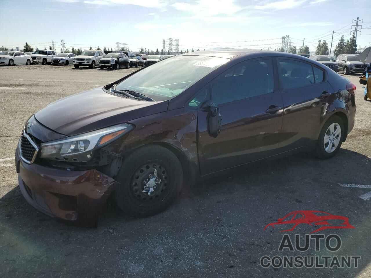 KIA FORTE 2018 - 3KPFK4A75JE217253