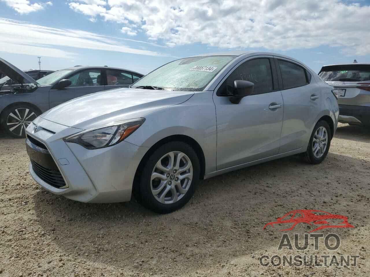 TOYOTA YARIS 2018 - 3MYDLBYV7JY311163