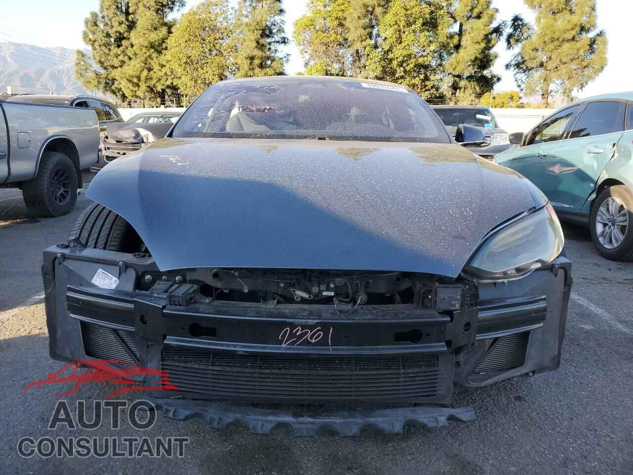 TESLA MODEL S 2019 - 5YJSA1E20KF349363