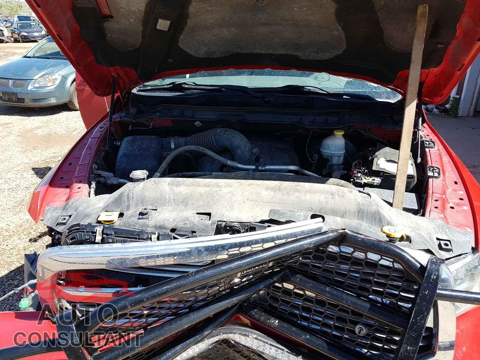 RAM 1500 2013 - 1C6RR7LT2DS683512