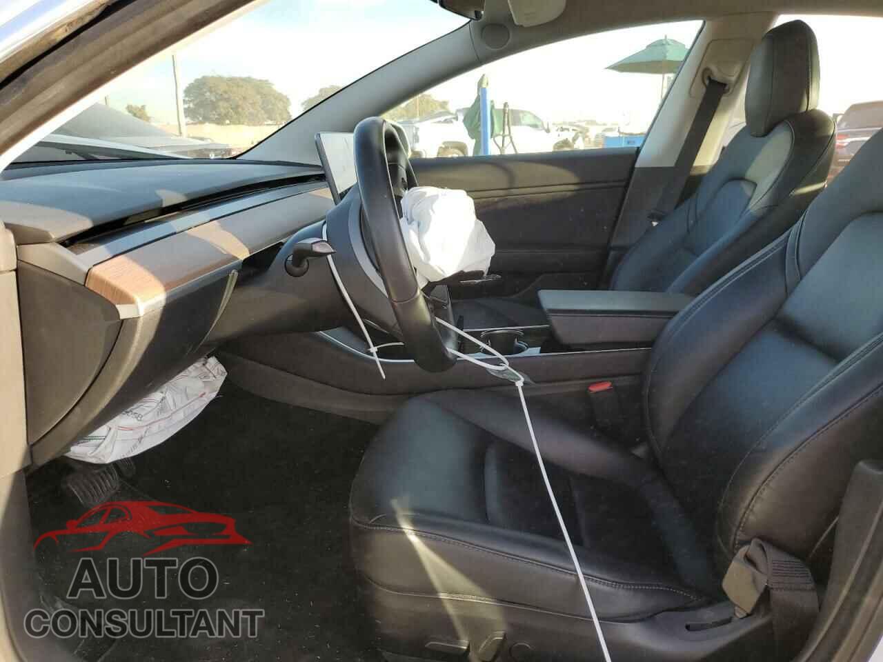 TESLA MODEL 3 2018 - 5YJ3E1EA9JF161715