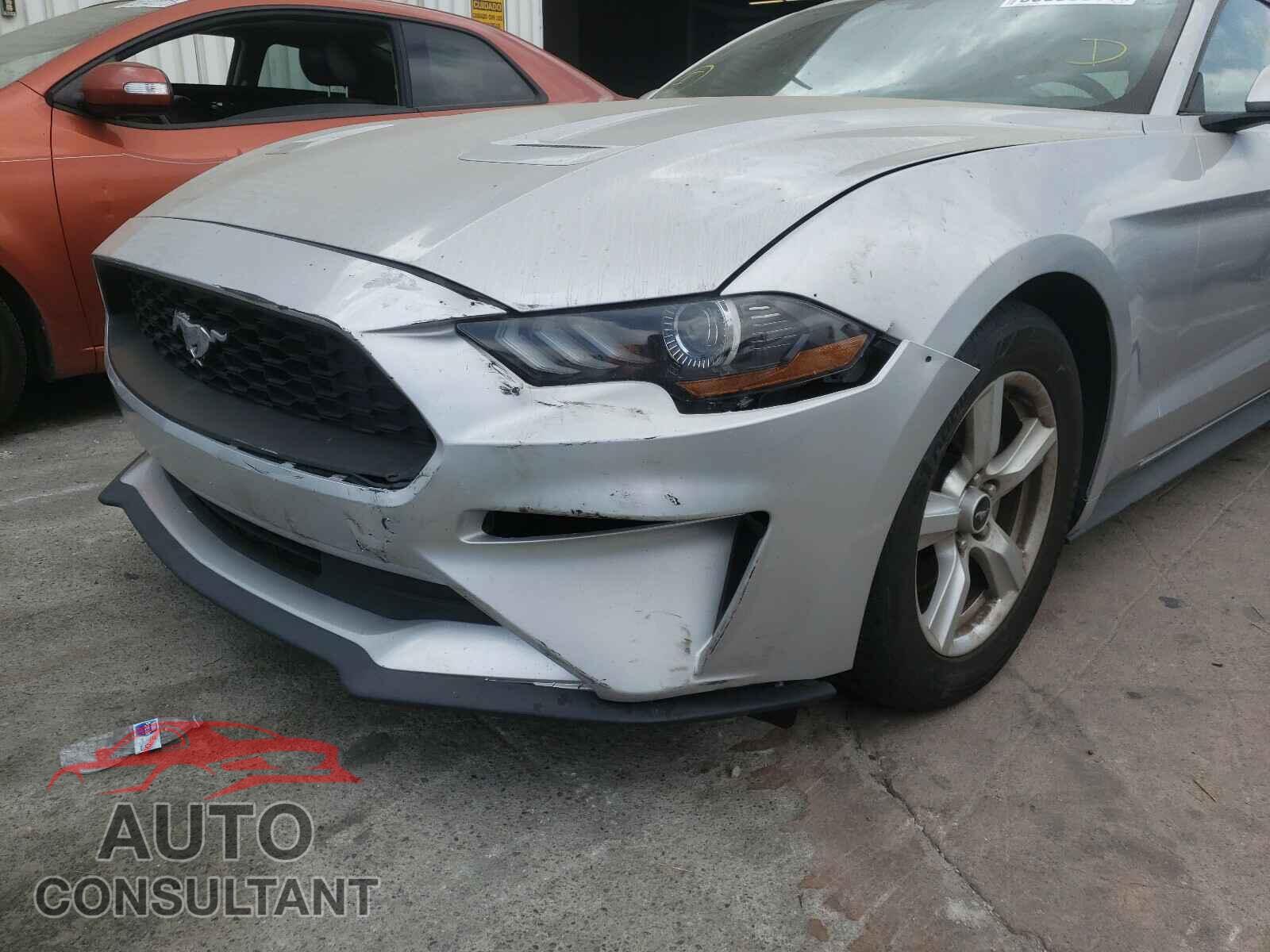 FORD MUSTANG 2018 - 1FA6P8TH3J5114400
