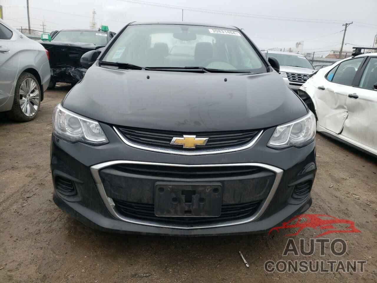 CHEVROLET SONIC 2018 - 1G1JD5SH3J4115140