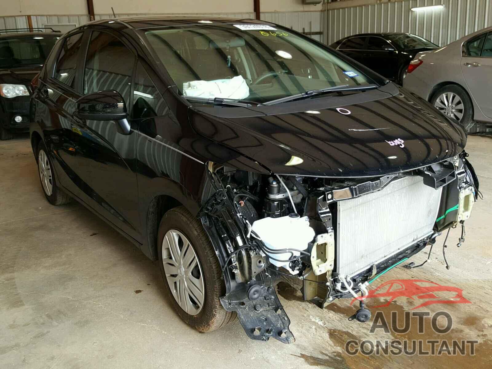HONDA FIT 2019 - 3HGGK5H41KM700656