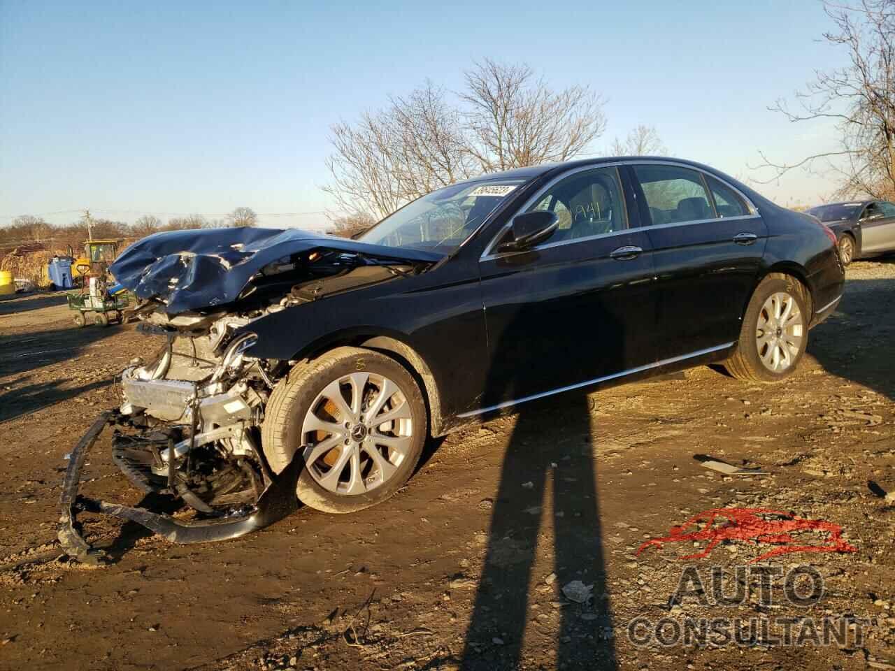 MERCEDES-BENZ E-CLASS 2018 - WDDZF4KB5JA353735