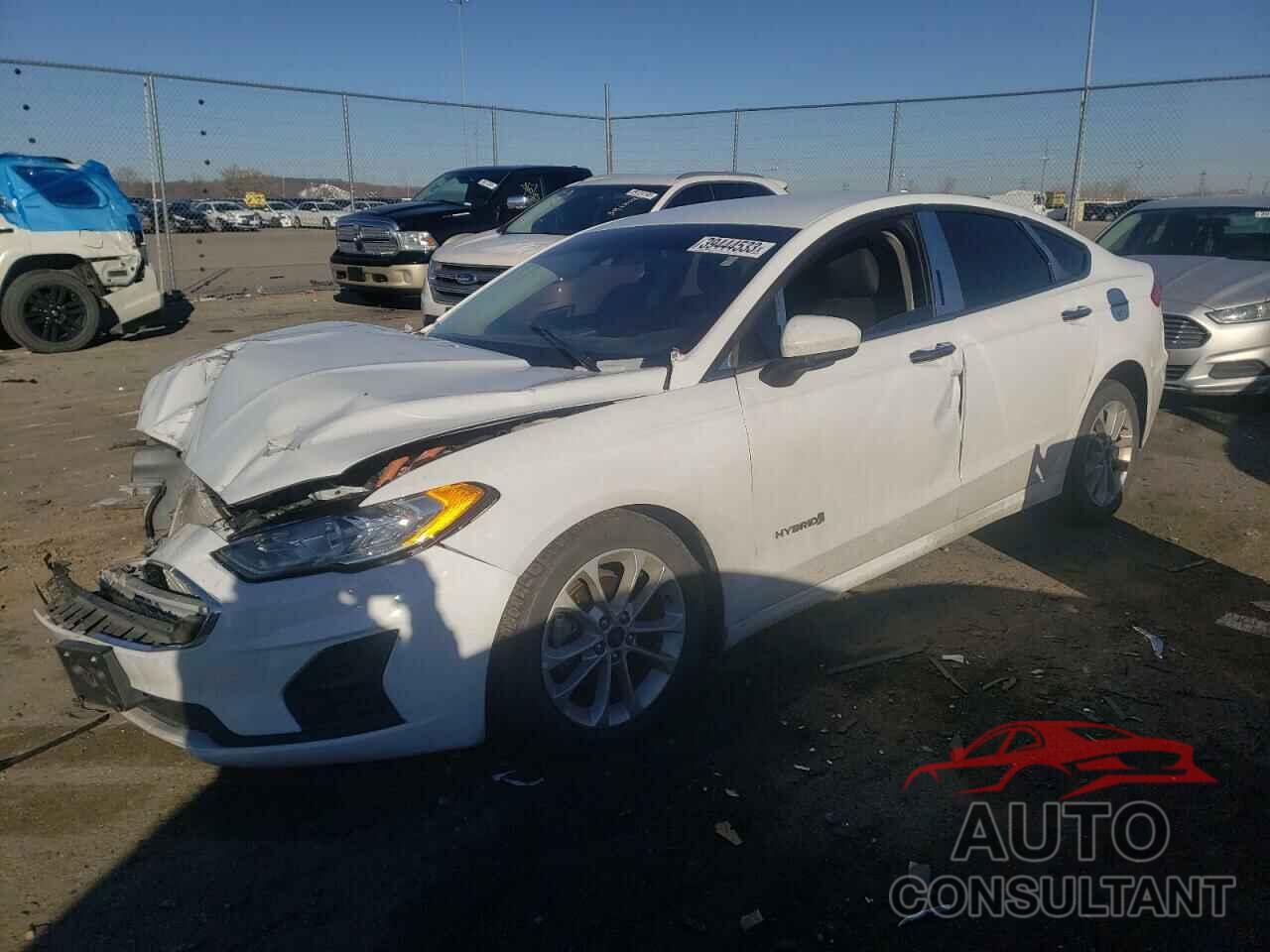 FORD FUSION 2019 - 3FA6P0LU7KR117815