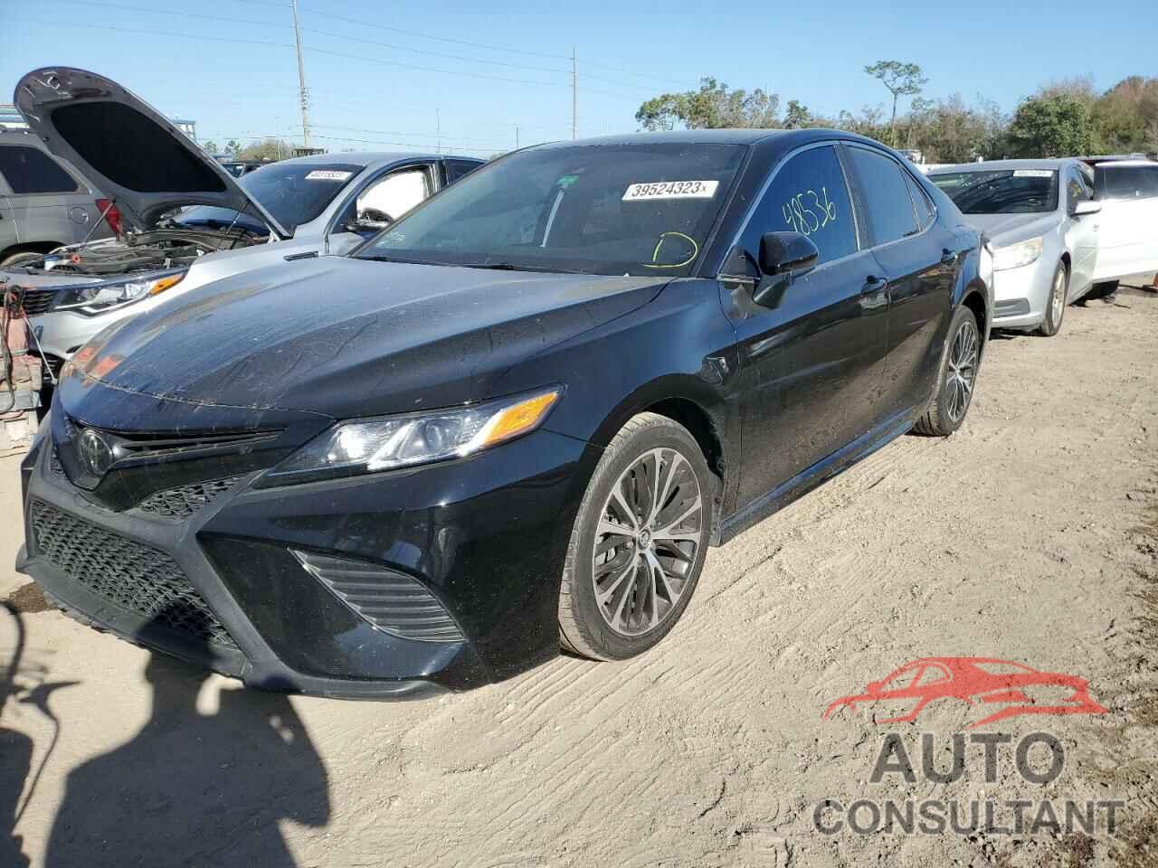 TOYOTA CAMRY 2018 - 4T1B11HK6JU555624