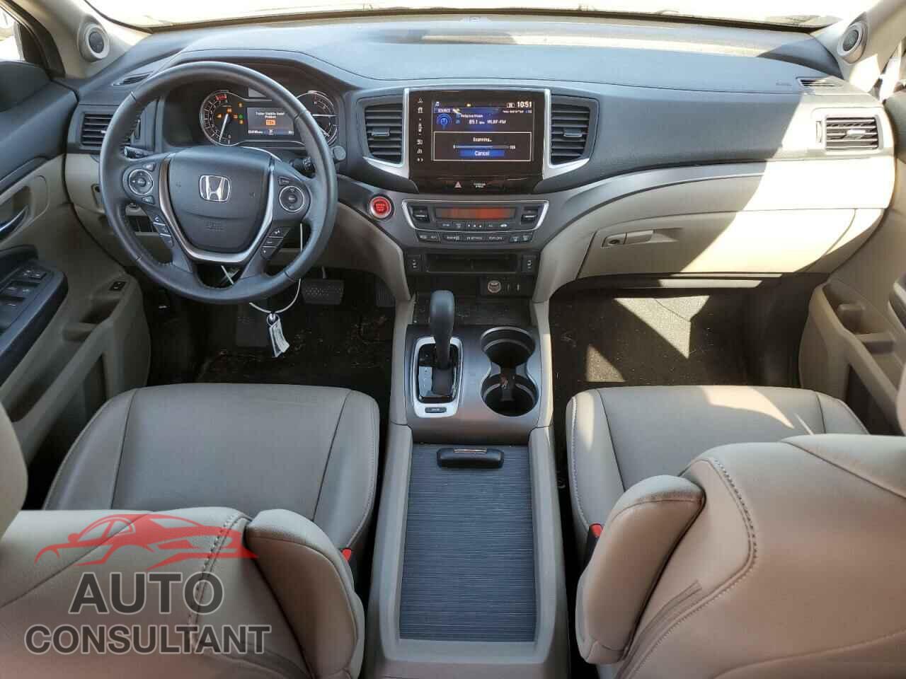 HONDA PILOT 2017 - 5FNYF5H55HB046600