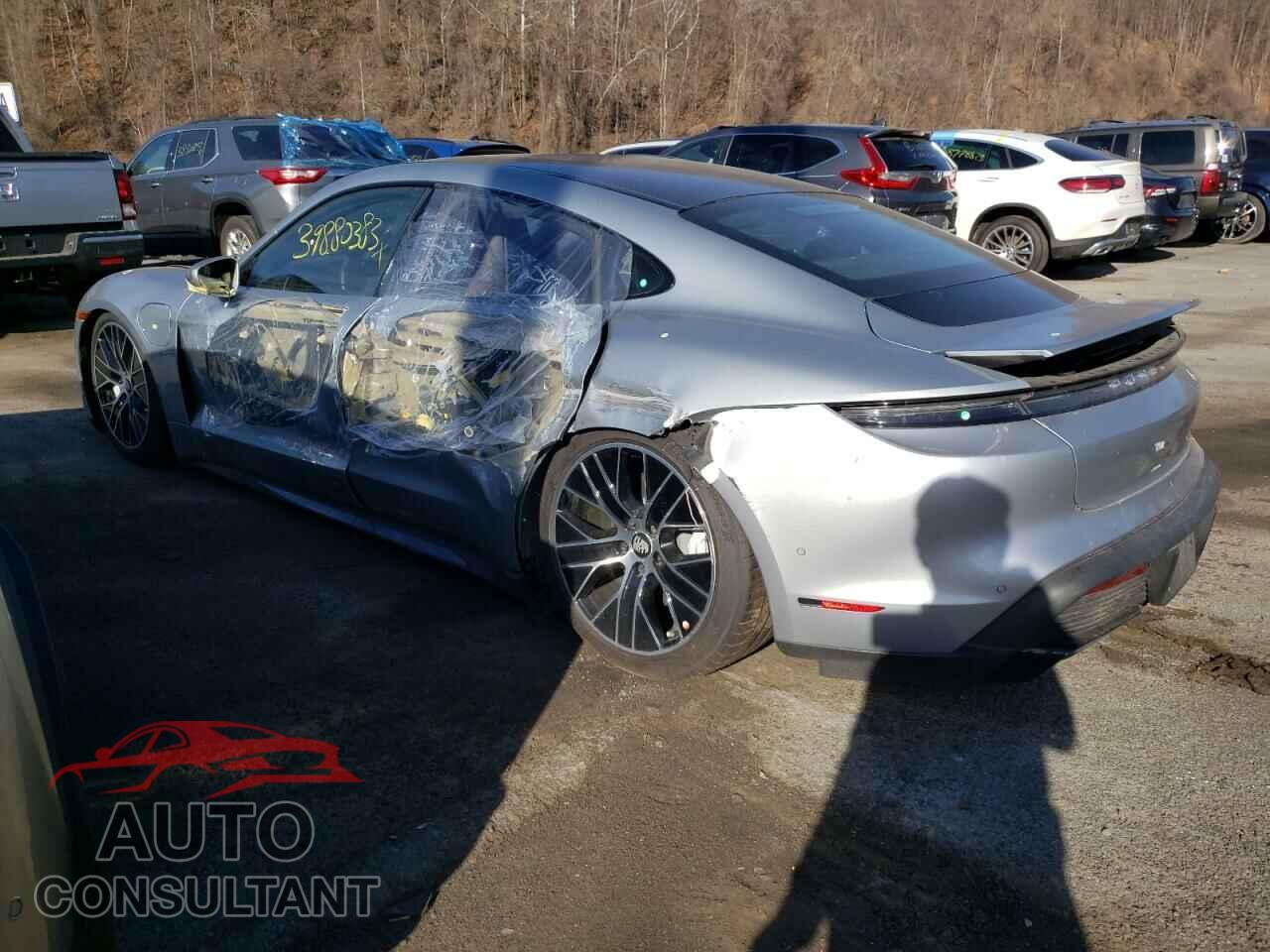 PORSCHE TAYCAN 2020 - WP0AC2Y13LSA72102