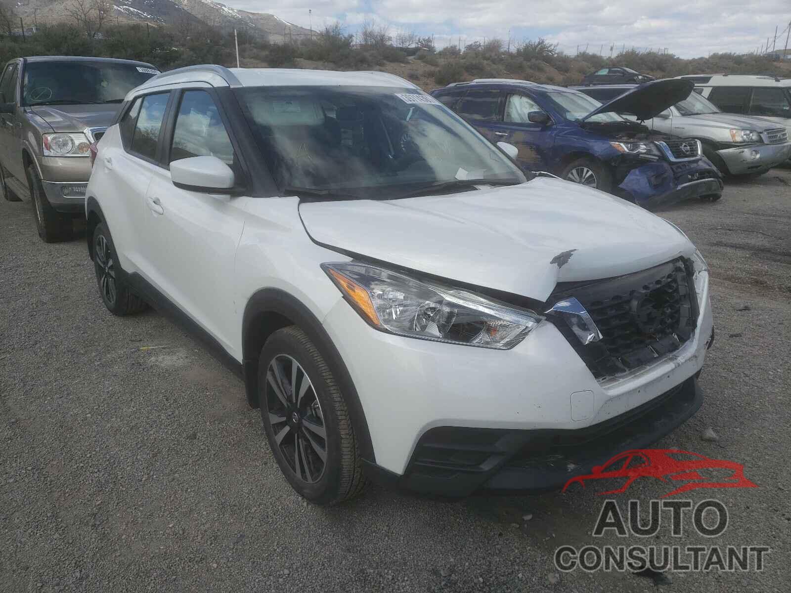 NISSAN KICKS 2019 - 3N1CP5CU4KL493579