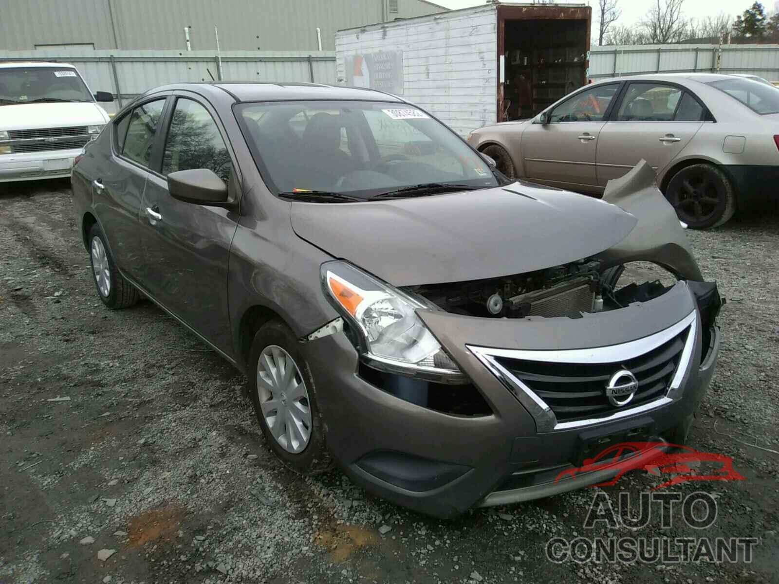 NISSAN VERSA 2017 - 3N1CN7AP6HK426172