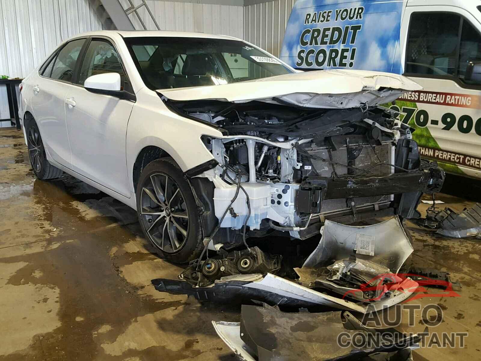 TOYOTA CAMRY 2015 - 4T1BF1FK4FU904291